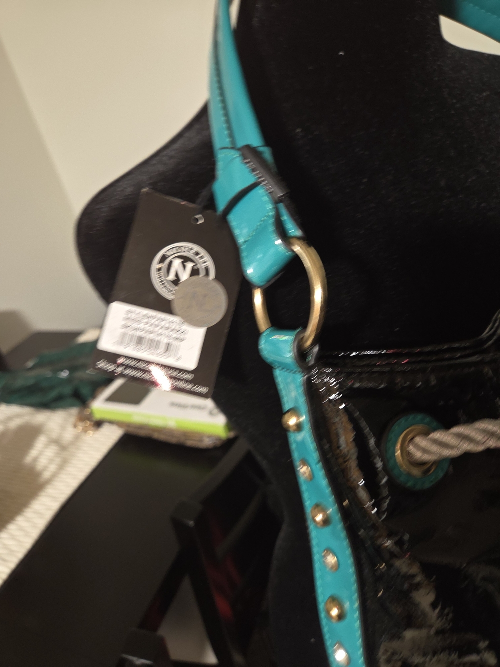Nicole Lee Teal Graphic Drawstring Bucket Bag - Picture 6 of 7
